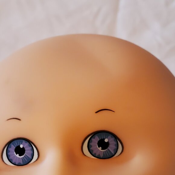 Vintage 1991 Cabbage Patch Kid Baldie Baby with Violet Eyes (Needs a little TLC) - Picture 8 of 11